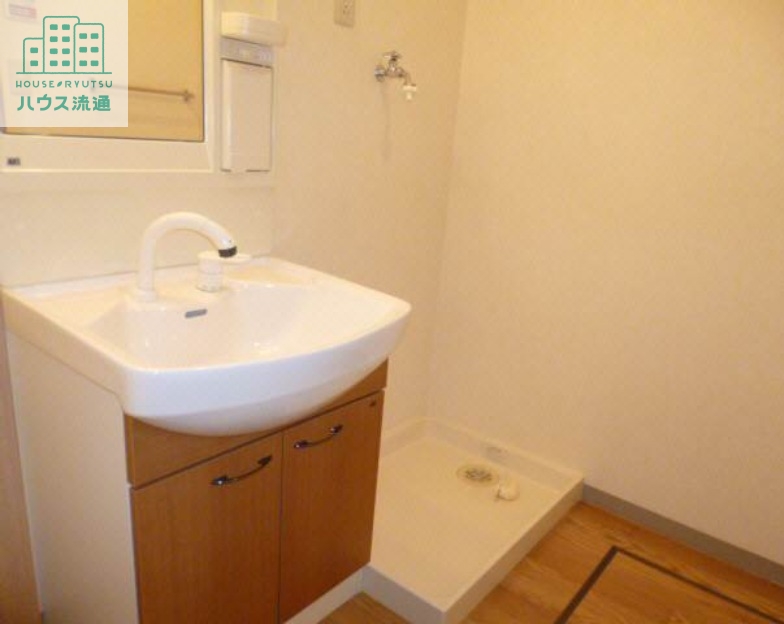 洗面設備　※写真は別号室です