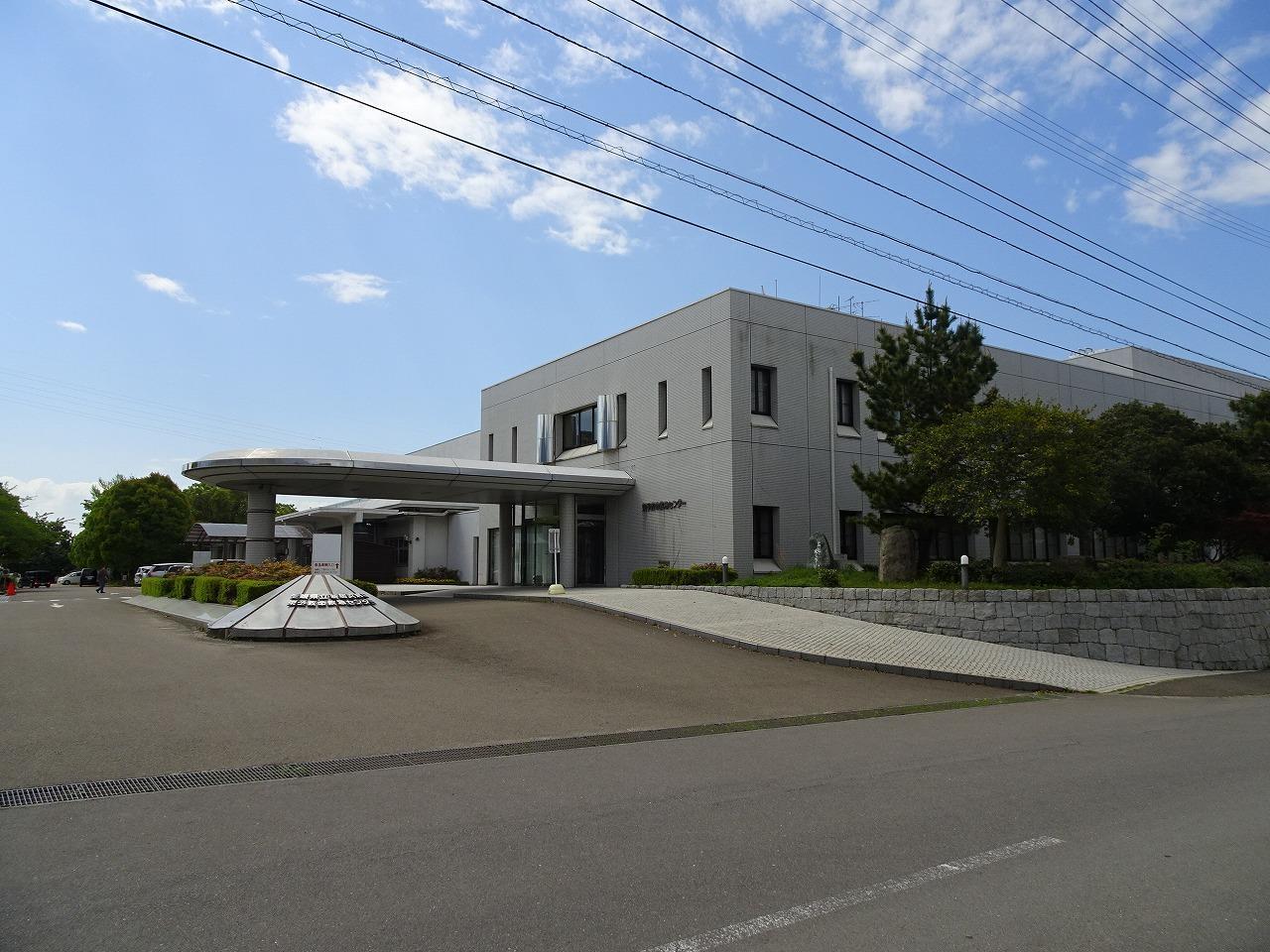 病院　愛媛県立新居浜病院（病院）まで950m