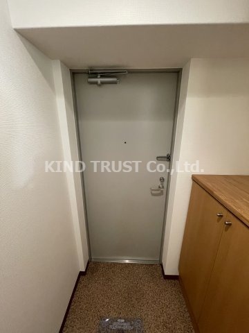 玄関　落ち着いた玄関です