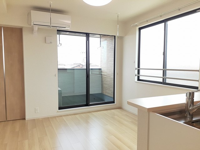 居室・リビング　リビング