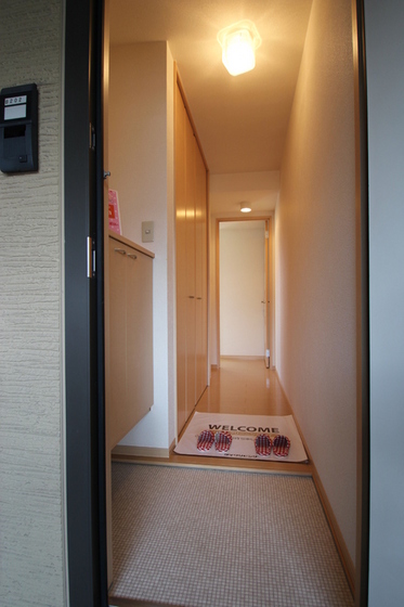 玄関　※他号室の画像です