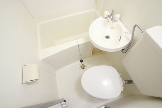 バス・シャワールーム　別部屋の写真です。