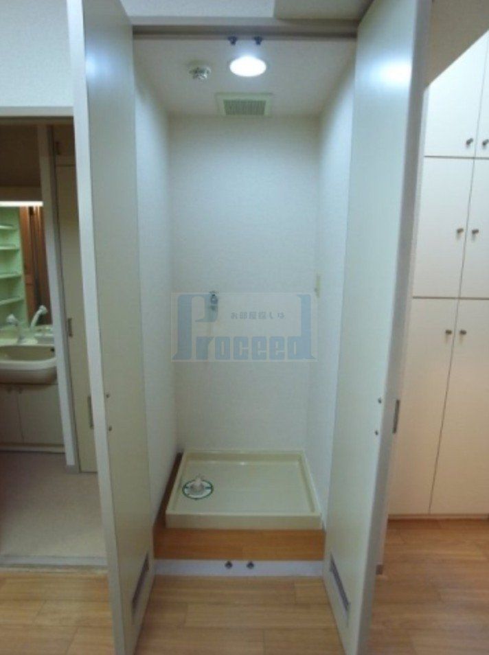 その他設備　室内洗濯機置き場です