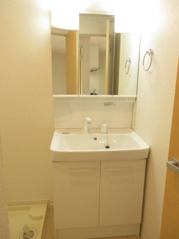 洗面設備　洗面所です