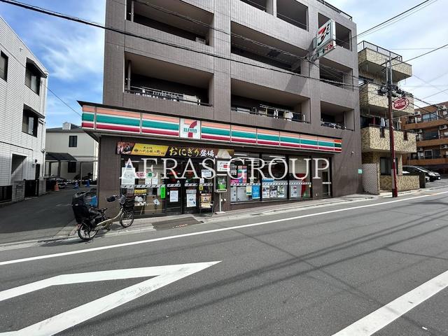 コンビニ　セブン-イレブン 池袋本町店（コンビニ）まで318m