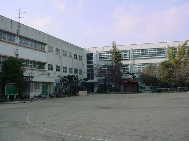 小学校　太平寺小学校（小学校）まで493m