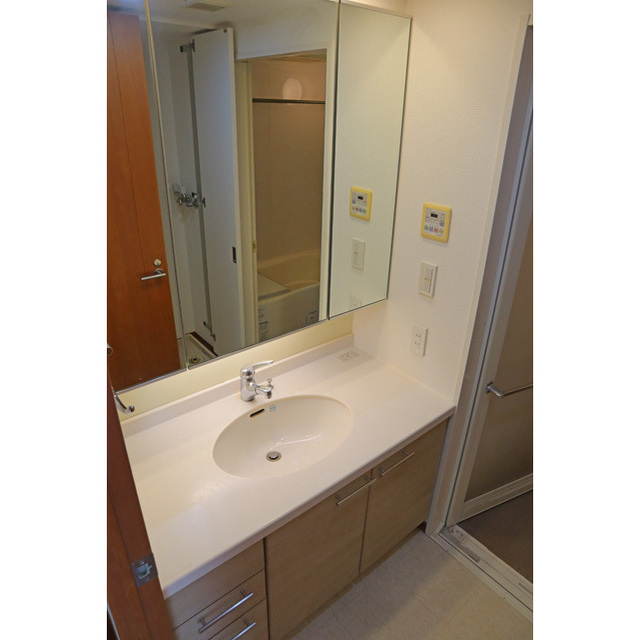 洗面設備　洗面所