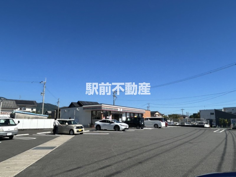 コンビニ　セブンイレブンみやき町原古賀店（コンビニ）まで800m