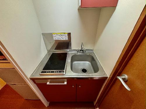 キッチン　設備・仕様は号室により異なる為、現況を優先いたします。