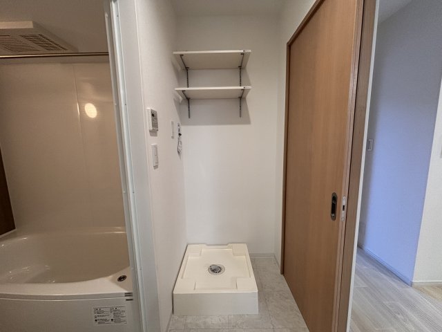 その他部屋・スペース　洗濯置き場上に物置スペースもあるので常に綺麗に出来ます