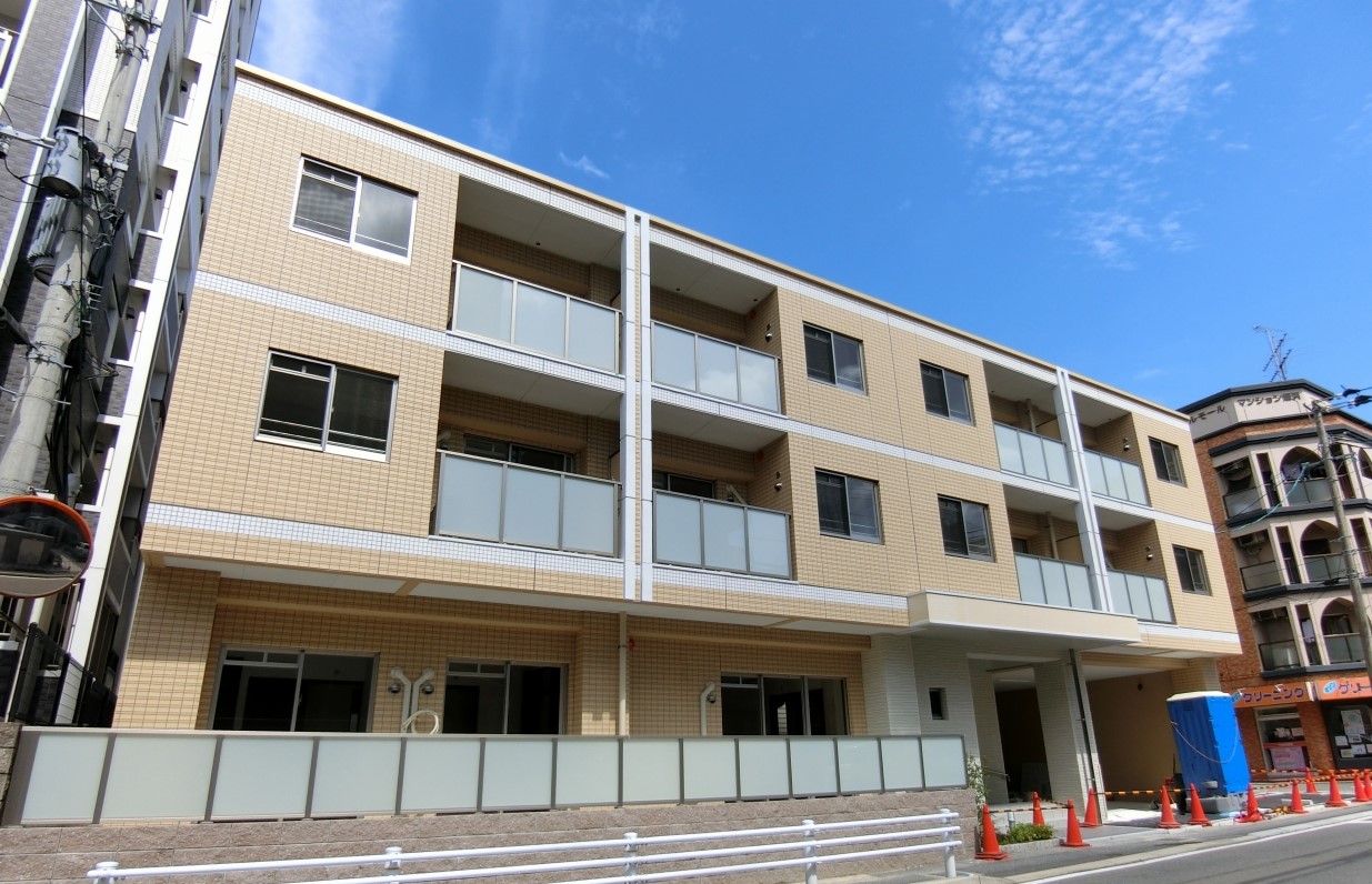 建物外観　☆全戸南向きバルコニーです★