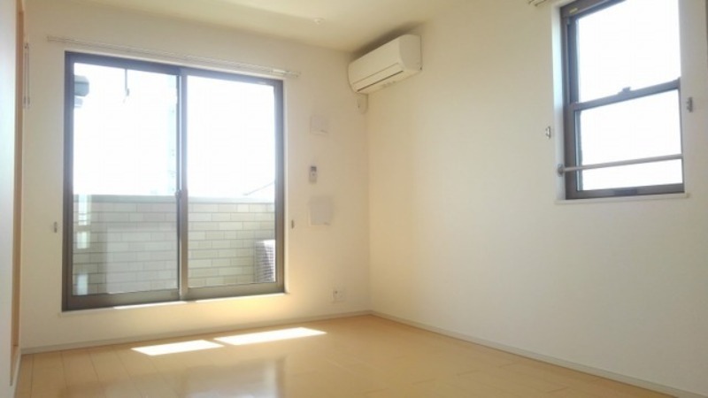 居室・リビング　図面と現状に相違がある場合には現状を優先