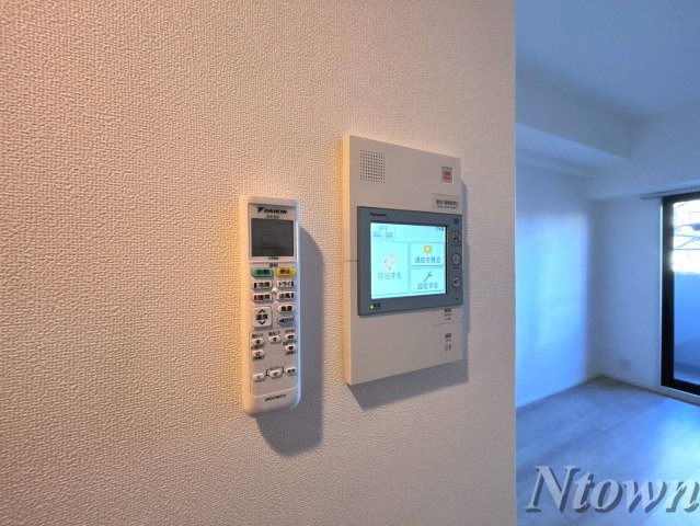 セキュリティ　モニター付きインターホンです