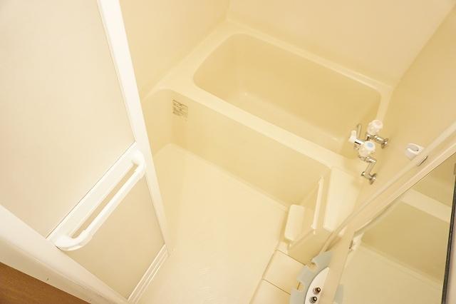 バス・シャワールーム　浴室