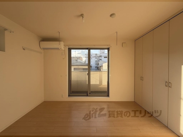 居室・リビング　洋室