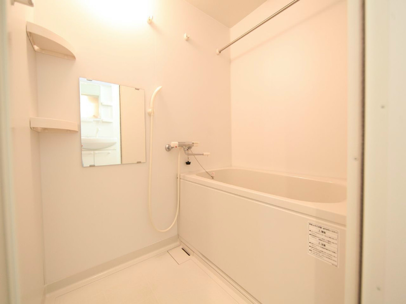 バス・シャワールーム　浴室暖房乾燥機付　24時間換気機能付バスルーム