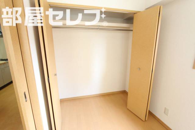 収納　広いクローゼット