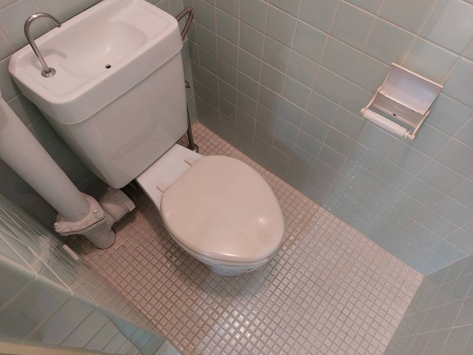 トイレ　トイレ