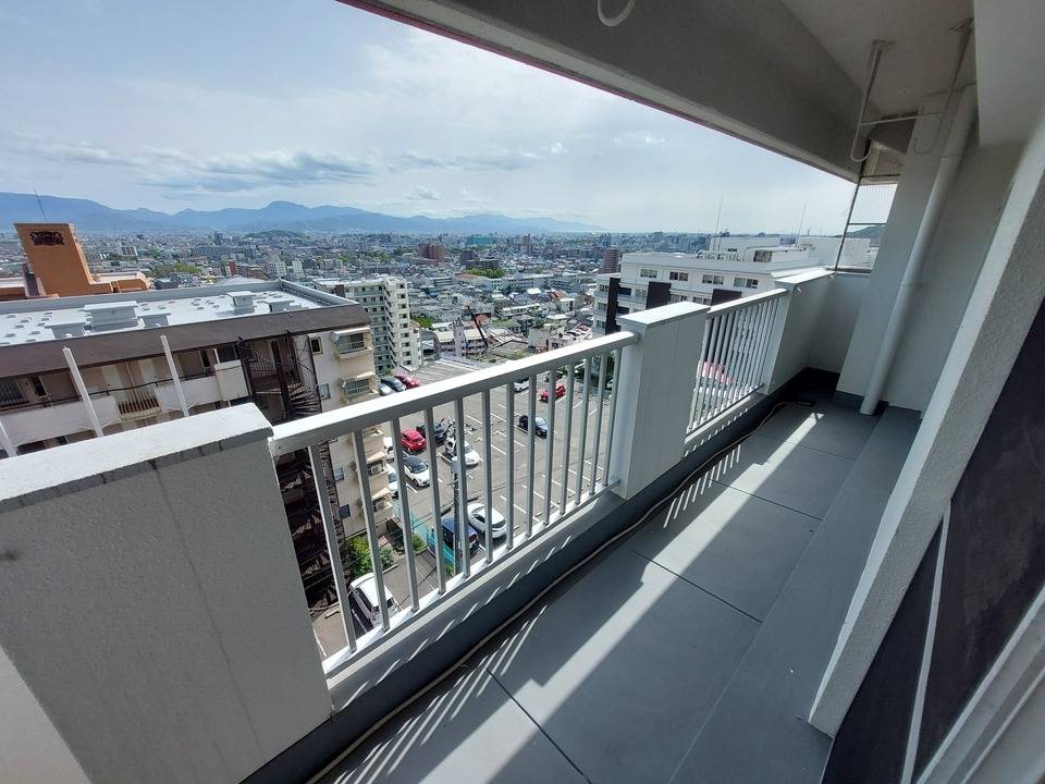 バルコニー　バルコニー