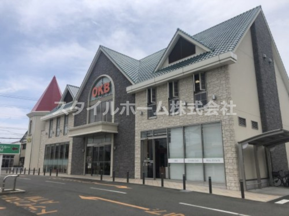 銀行　大垣共立銀行 藤沢支店（銀行）まで43m