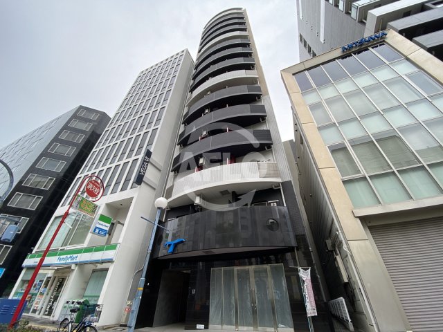 建物外観　セレニテ梅田ルフレ　外観