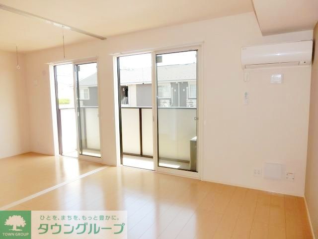 居室・リビング　お問合せはタウンハウジングまで！※現地待合わせ相談可能