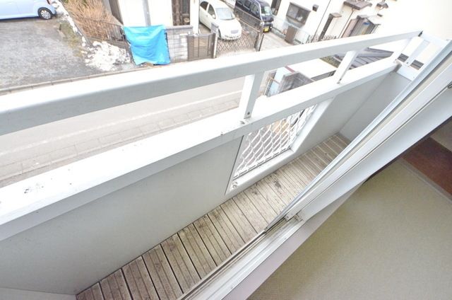 バルコニー　お布団も難なく干せるバルコニー♪