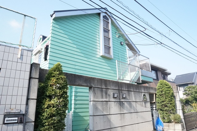 建物外観　京王井の頭線「三鷹台駅」より徒歩６分の好立地です☆