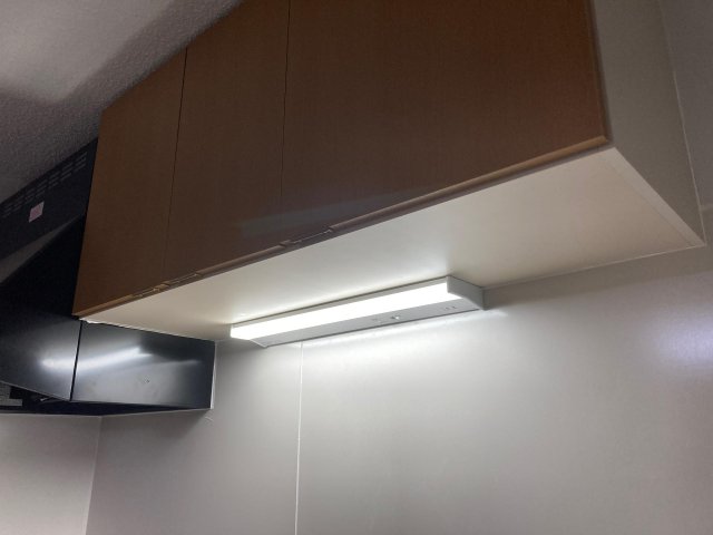 その他設備　キッチン照明はタッチレスです