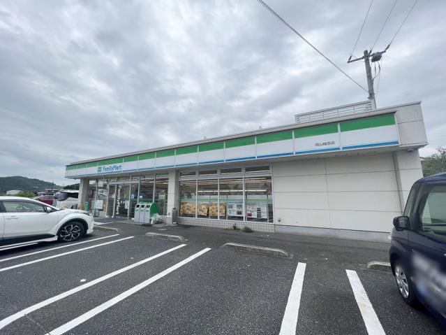 コンビニ　ファミリーマート岡山楢原店（コンビニ）まで207m
