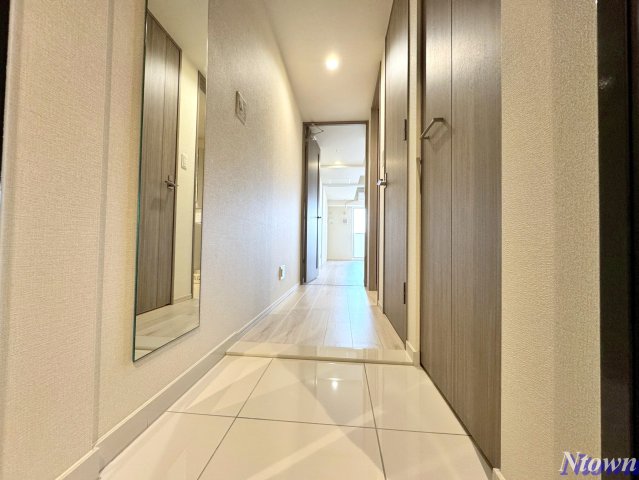 玄関　落ち着いた玄関です