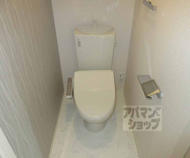 トイレ　ウォシュレット付きのトイレです！
