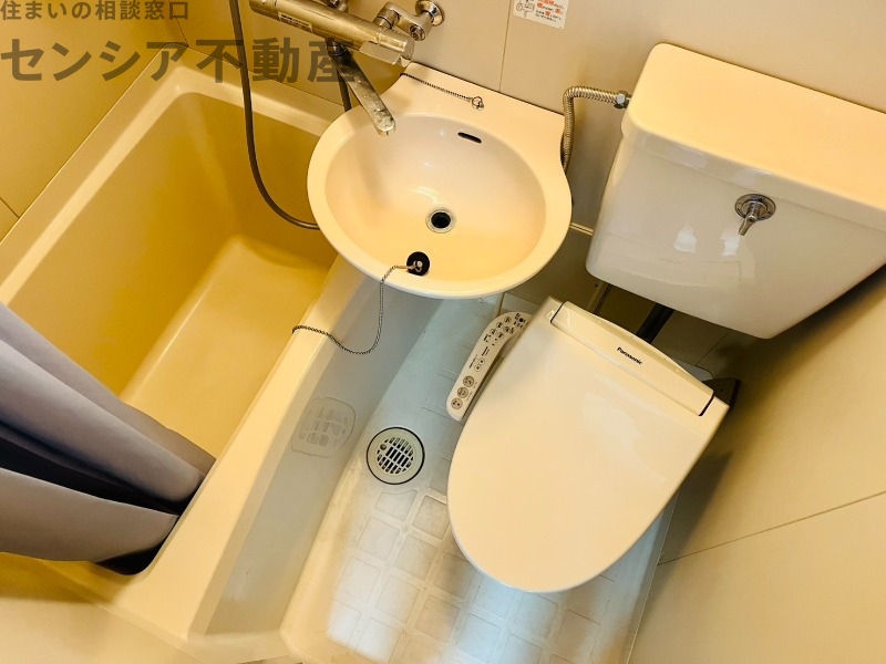 バス・シャワールーム