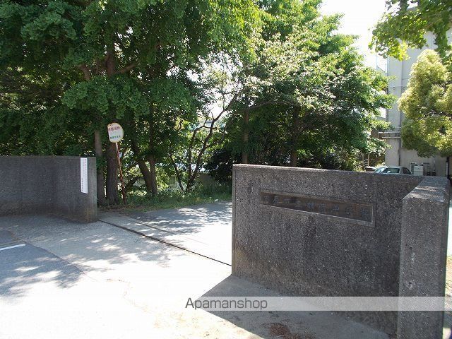 中学校　市立姉崎中学校（中学校）まで1400m
