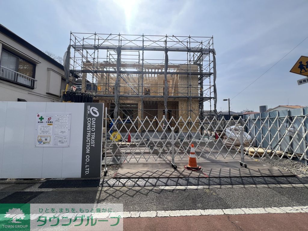 エントランス　庭