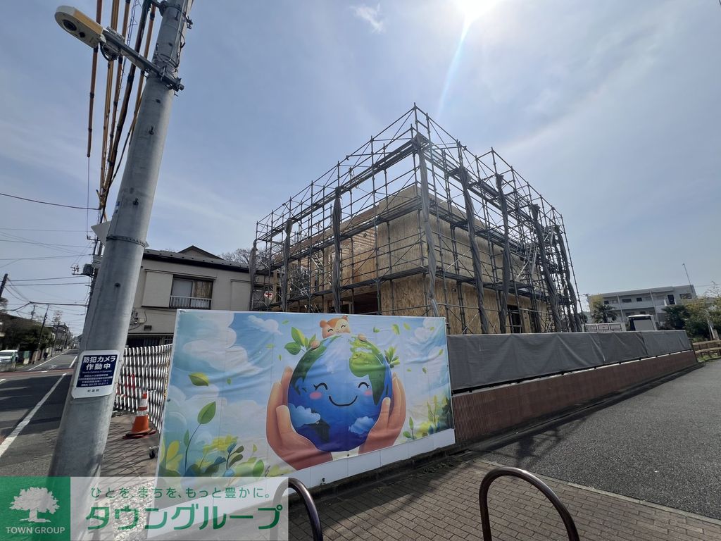 建物外観　駐車場