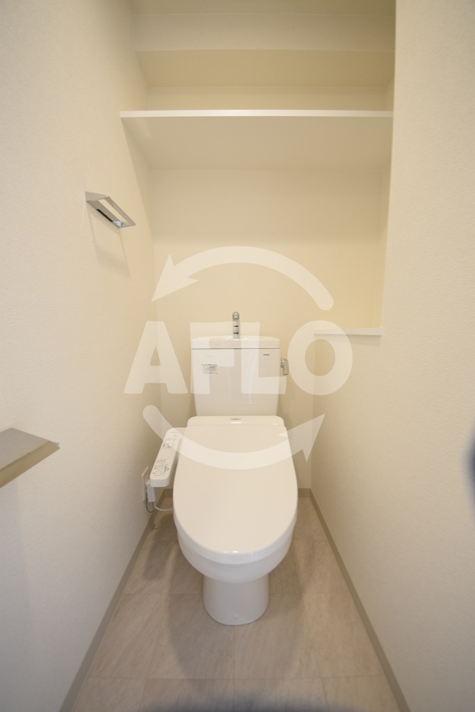 トイレ　ファステート難波WESTパーク　温水洗浄便座