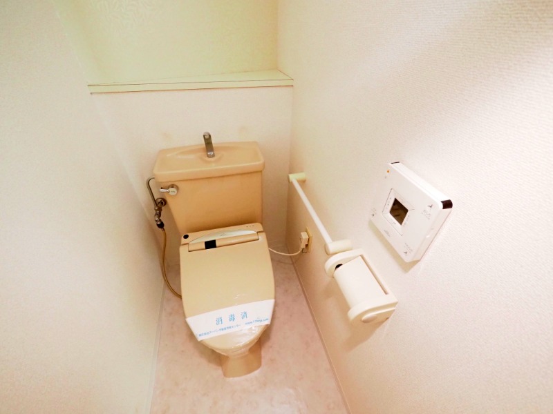 トイレ　トイレ