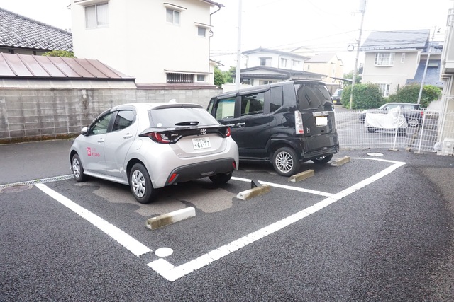 駐車場　敷地内駐車場※要空確認
