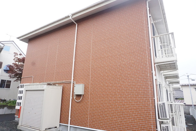 建物外観　外観写真（２０２５．７撮影）