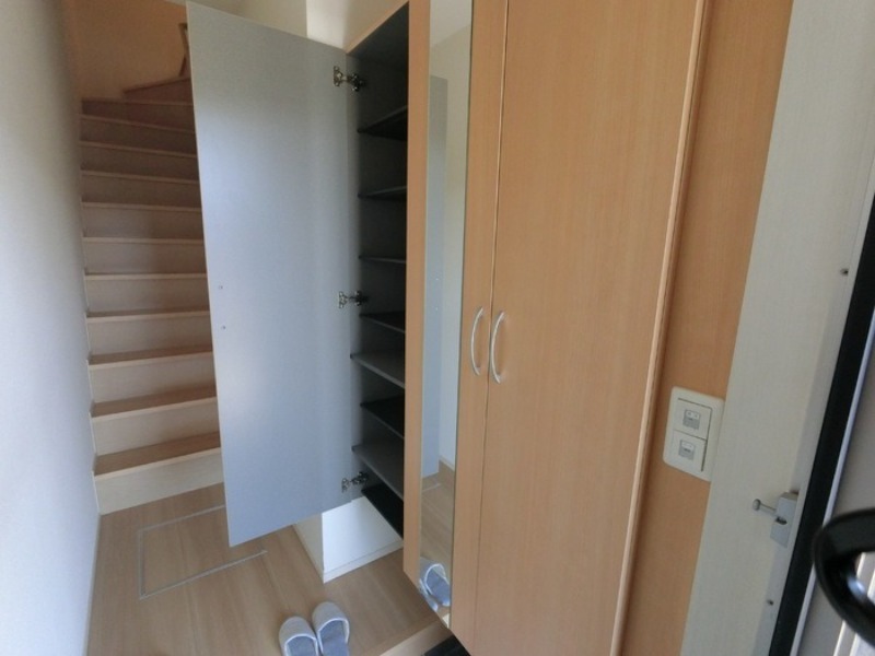 玄関　図面と現状に相違がある場合には現状を優先