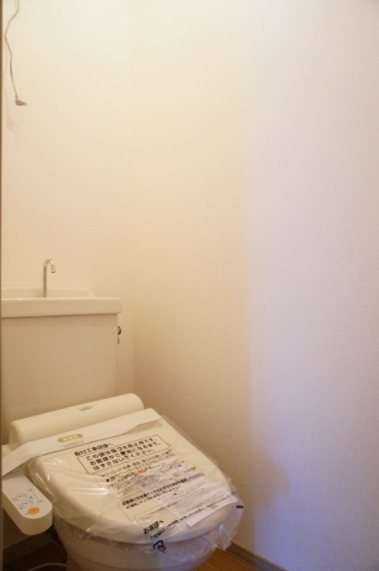 トイレ　図面と現状に相違がある場合には現状を優先