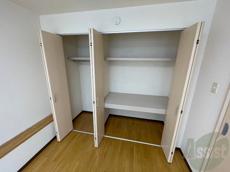 収納　洋室にあった収納。荷物がたくさんあっても大丈夫。