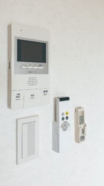 セキュリティ　モニタ―付きインターホン