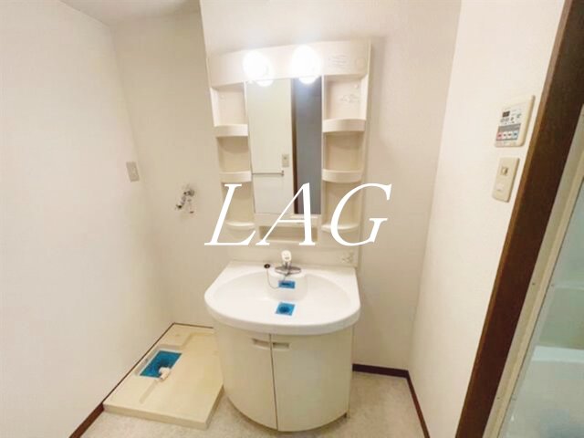 洗面設備　洗面台です。