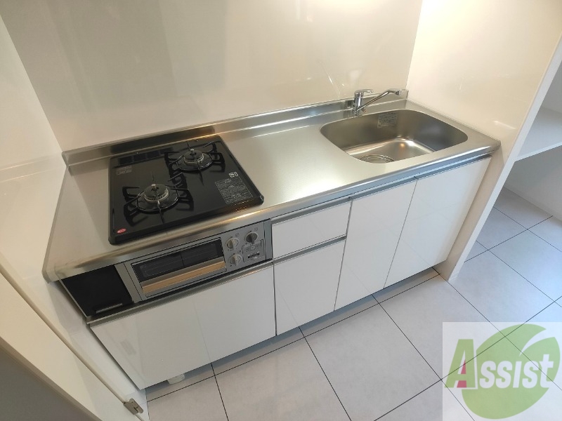 キッチン　キッチンは調理スペースもあり料理がはかどりそうです。