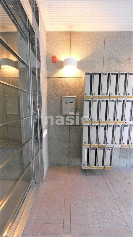 エントランス　オートロック・メールボックス