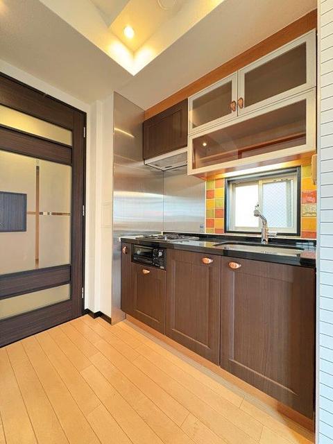 キッチン　キッチン収納有・グリル付き