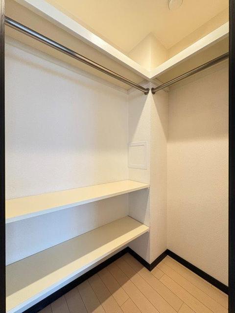 その他部屋・スペース　洋室約６．１帖　ウォークインクローゼット