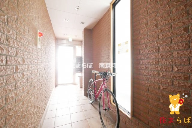 エントランス　共用部の印象も大切に